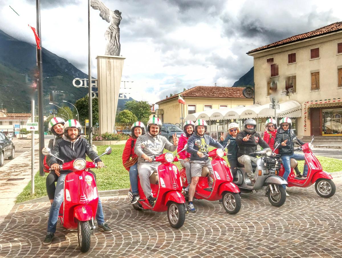 Vespa Rent Dolomiti, Viaggiare in vespa sulle Colline del Prosecco Superiore