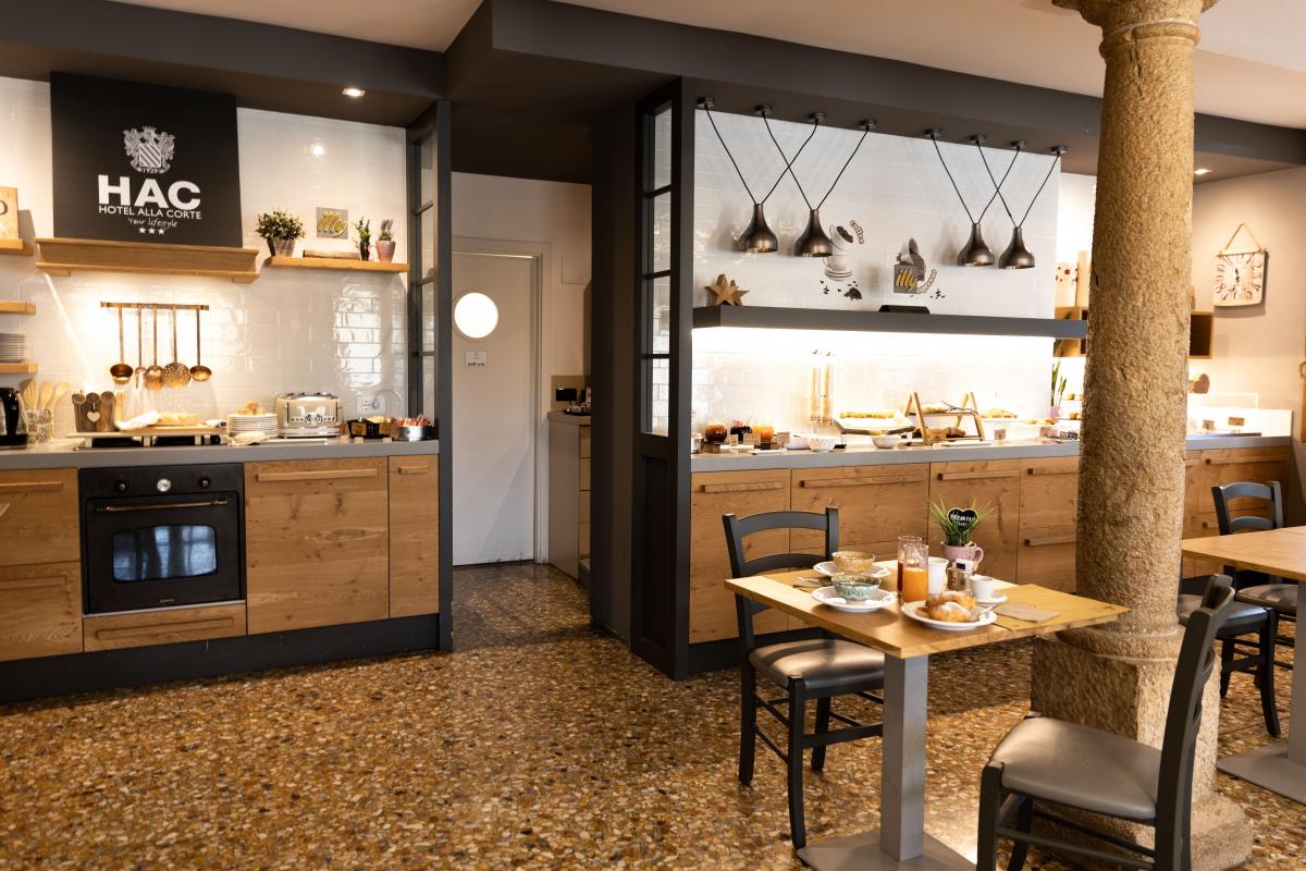 HAC_Breakfast_Room
