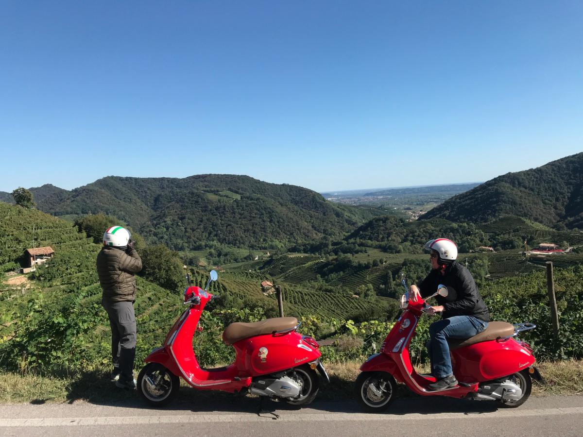 Vespa Rent Dolomiti, Viaggiare in vespa sulle Colline del Prosecco Superiore