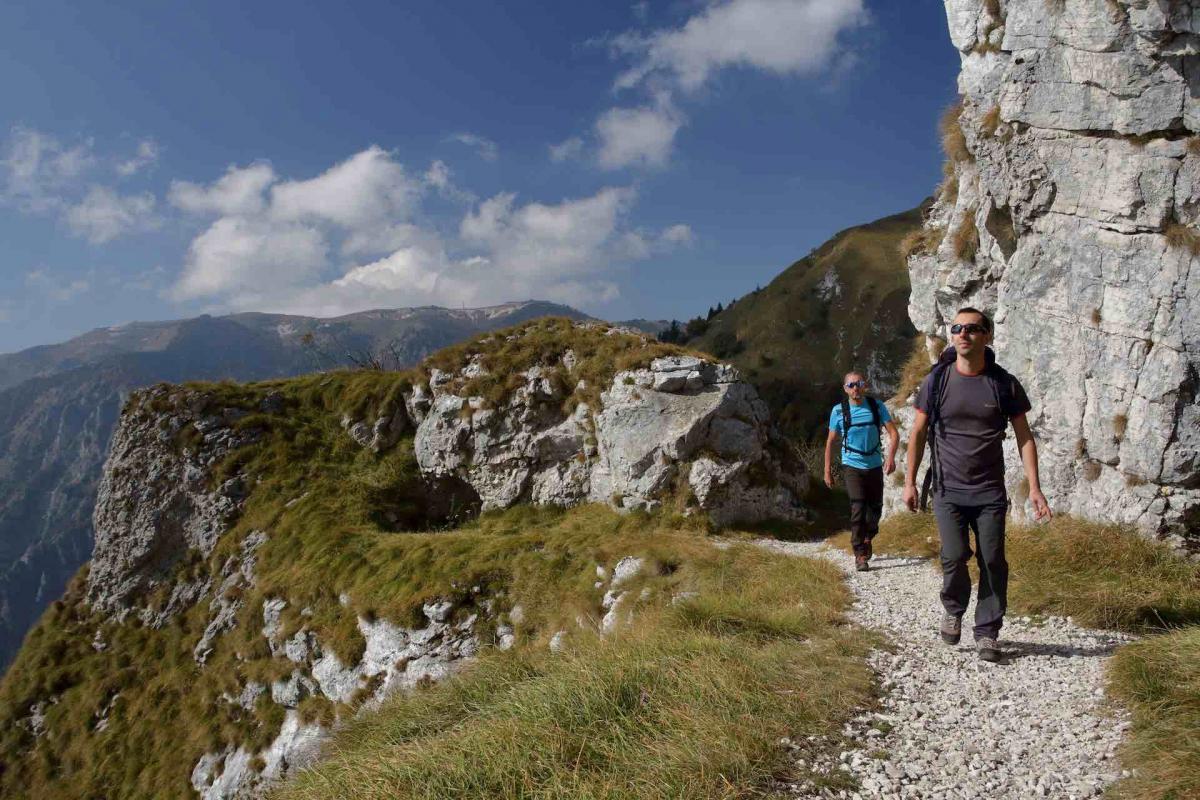 Trekking in Veneto sulle Colline del Prosecco Superiore e su tutta la valle del Piave, i migliori itinerari trekking in Veneto