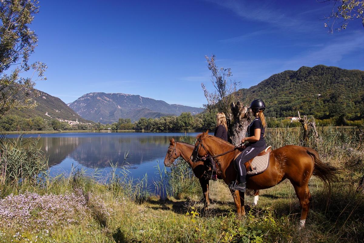 vacanza attiva in Veneto: a cavallo sulle Colline del Prosecco