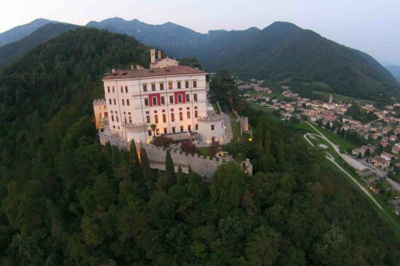 Cison di Valmarino und sein Schloss 
